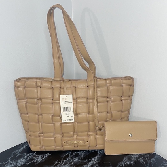 MICHAEL KORS Ivy Tote Bag & Wallet Woven Synthetic Leather 2pc Handbag AUTHENTIC - Picture 2 of 13